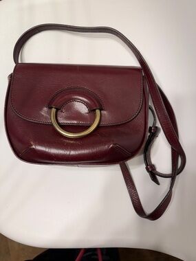 Women’s Brown Leather Crossbody Bag with Ring Accent
